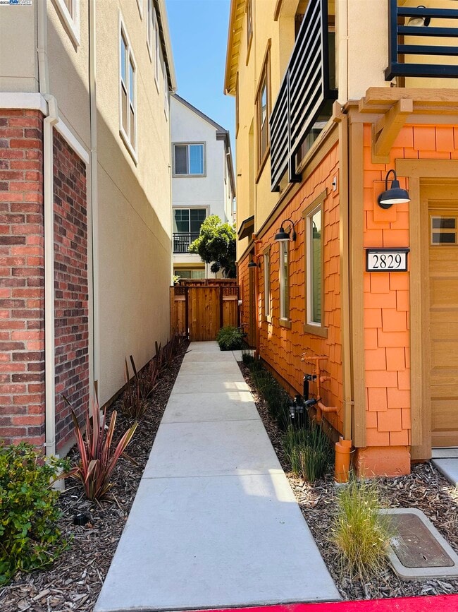 Building Photo - 2829 Salt Pond Cmn