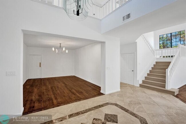 Building Photo - 2622 NW 49th St