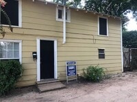 Building Photo - 208 Ave A