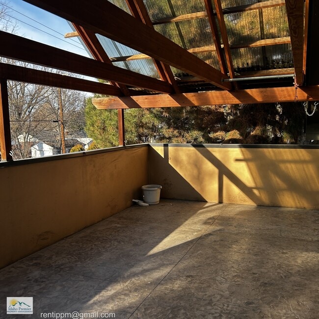 Building Photo - 1919 N 31st St