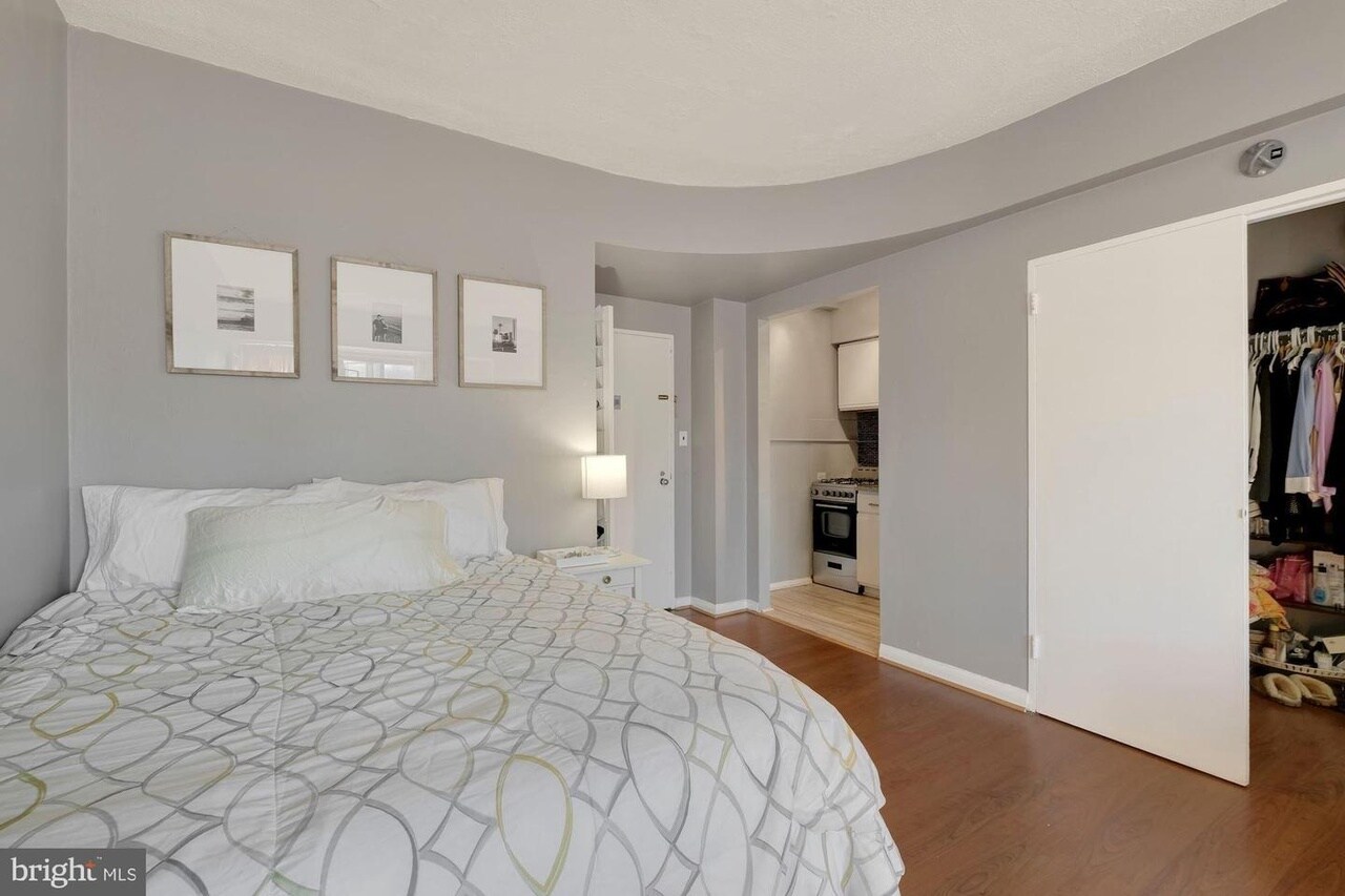 Building Photo - 1727 Massachusetts Ave NW