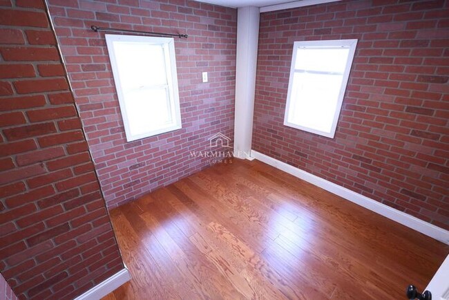 Building Photo - 885 Brown St