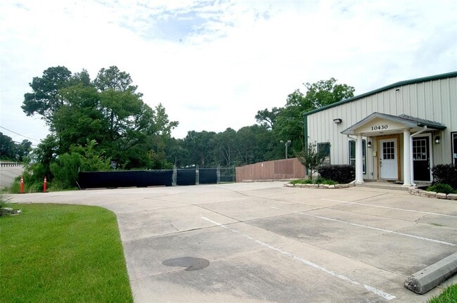 Building Photo - 10430 FM 1097
