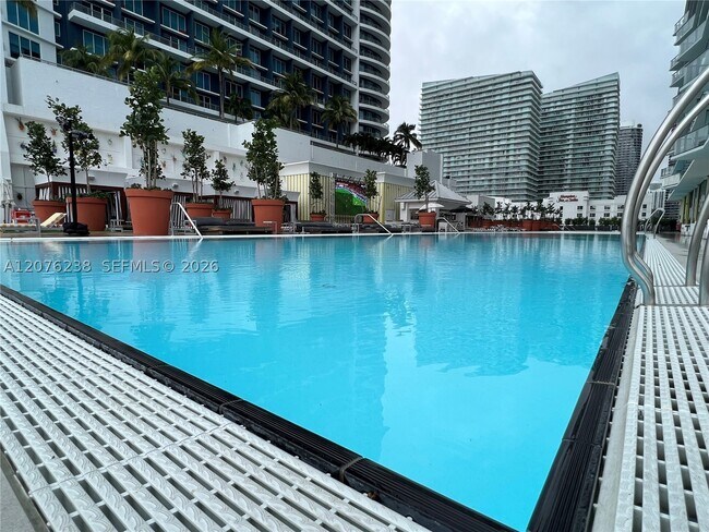 Building Photo - 1300 S Miami Ave