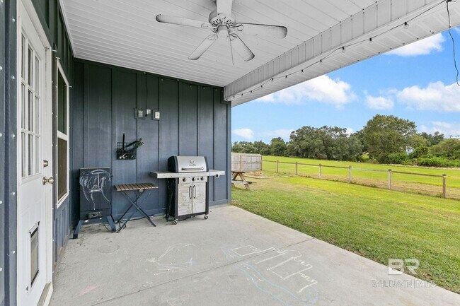 Building Photo - 13164 Shoshoney Cir