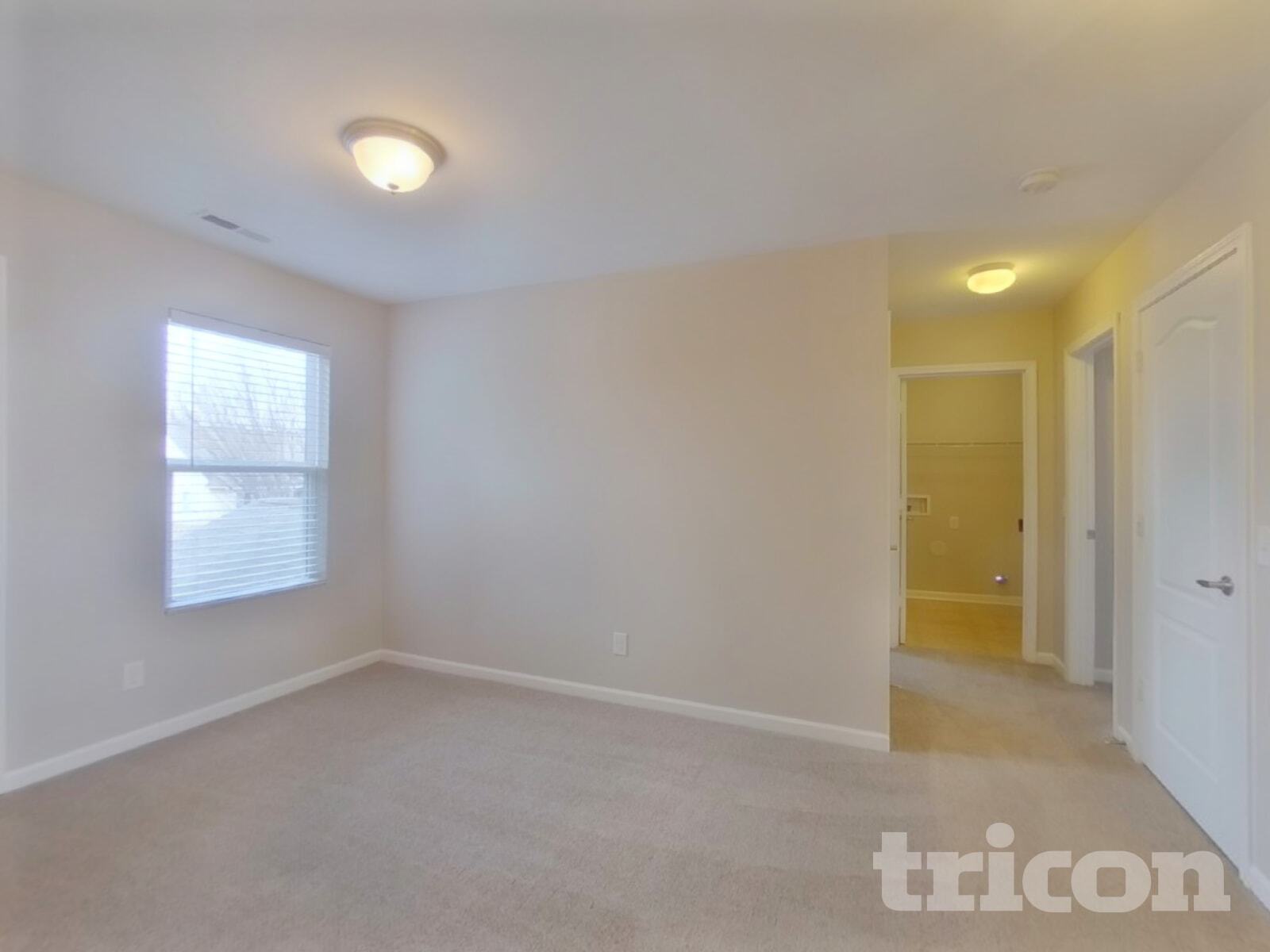 Building Photo - 1048 Silverberry St
