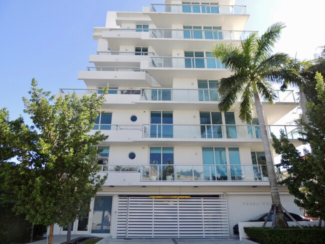 Building Photo - 1170 101st St