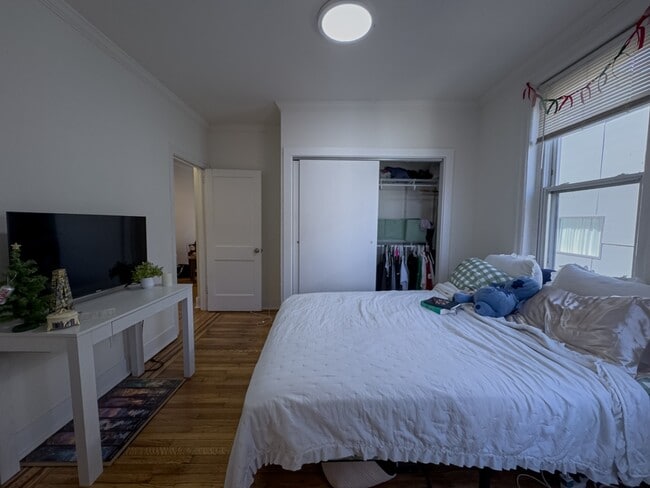 Building Photo - 1223 N Franklin St