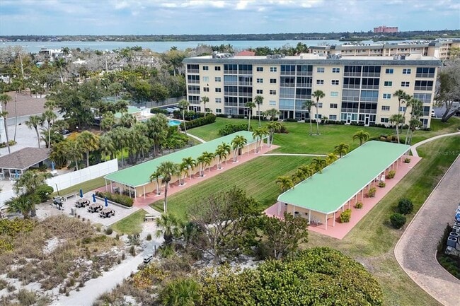 Building Photo - 8625 Midnight Pass Rd