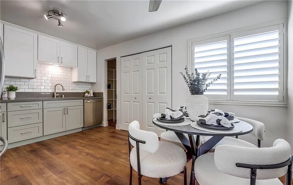 Building Photo - 26142 Serrano Ct