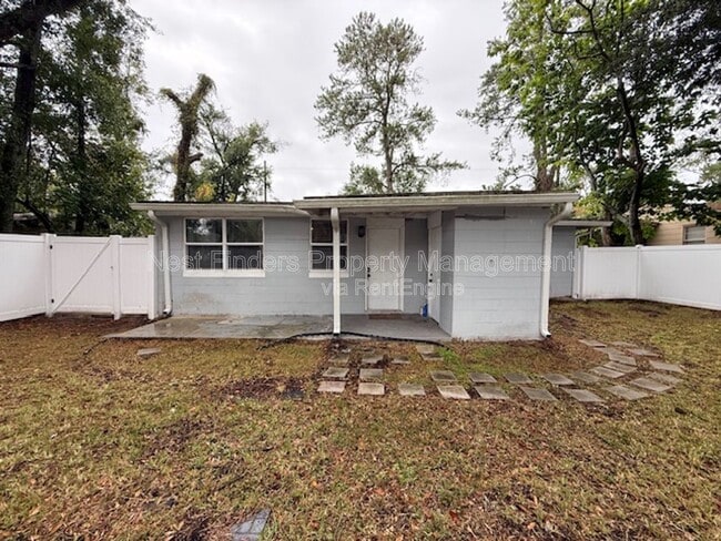 Building Photo - 2855 Ernest St