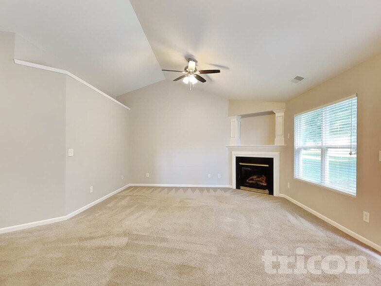 Building Photo - 142 Jacobs Woods Cir