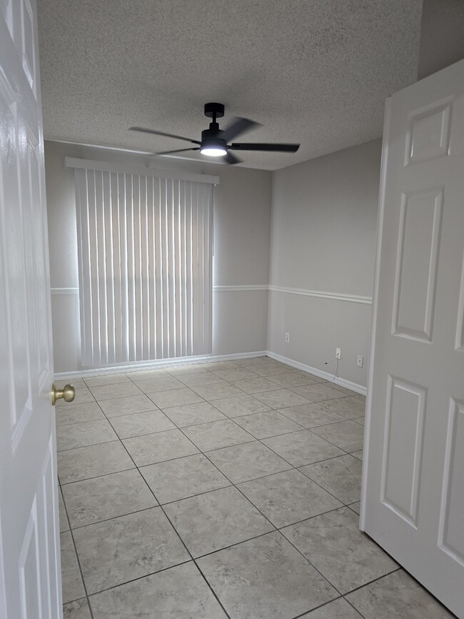 Building Photo - 14528 Kristenright Ln