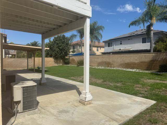 Building Photo - 13884 Oak Tree Ln