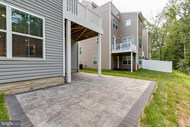 Building Photo - 2546 Buckthorn Dr