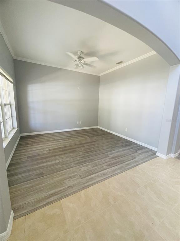Building Photo - 2827 Suncoast Lakes Blvd