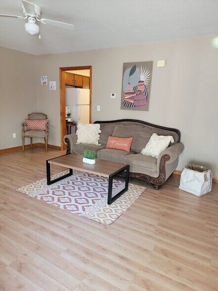 Building Photo - 1026 N Jefferson St