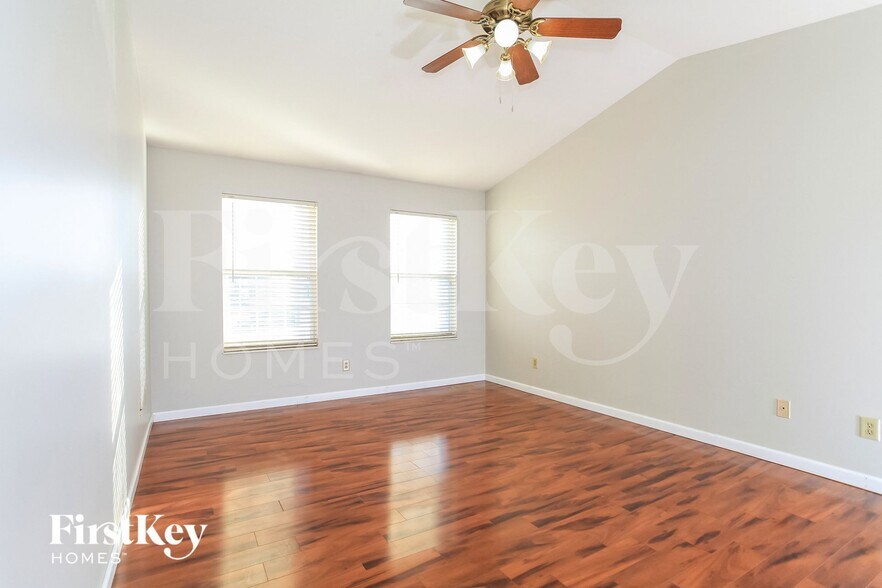 Building Photo - 5158 Grandin Ridge Dr