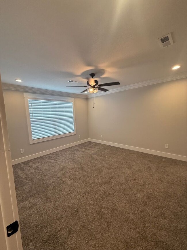 Building Photo - Welcome to your new home!