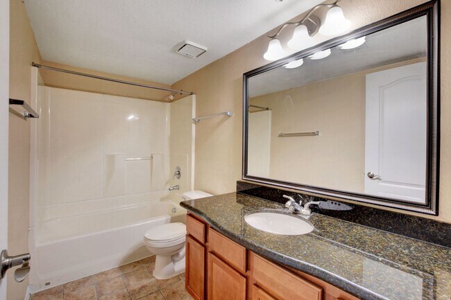 Building Photo - 3145 E Flamingo Rd
