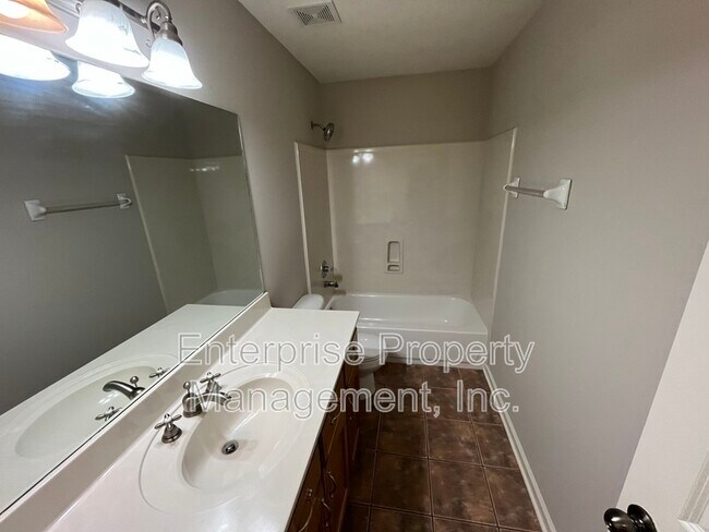 Building Photo - 11861 Bridal Ln