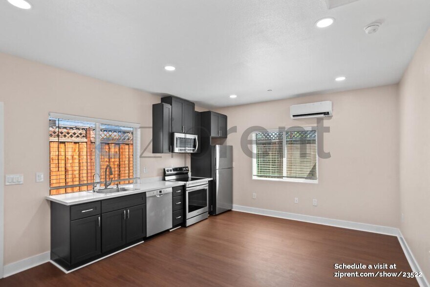 Building Photo - 881 Kenneth Ave