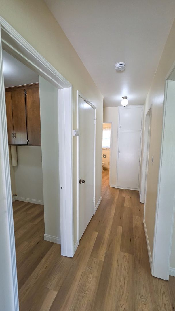 Building Photo - 2 Bed 1 Bath House By Michigan Park Available Now!