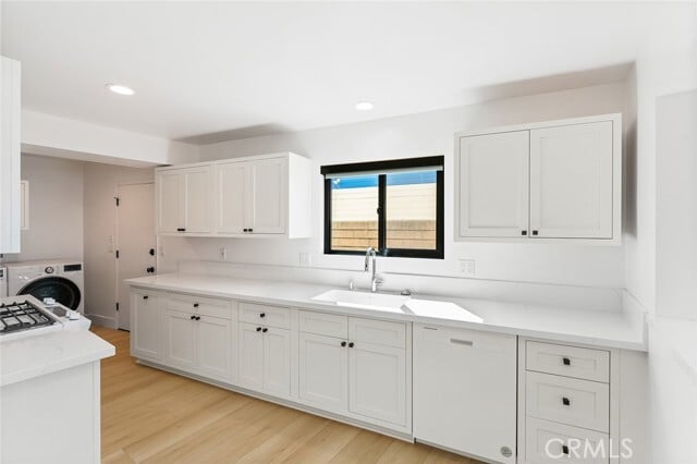 Building Photo - 404 S Bay Front