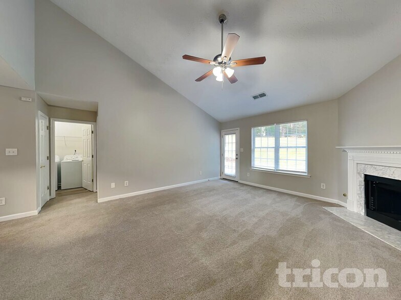 Building Photo - 5545 Amber Cove Way