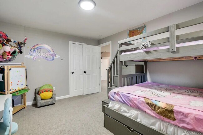 Building Photo - 4 Bedroom Single Family Home in Denver