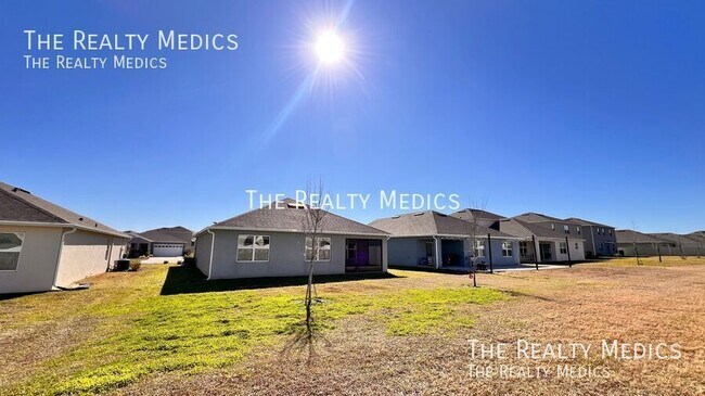 Building Photo - 5239 Mahogany Dr