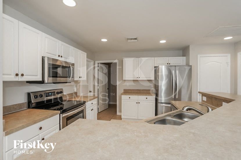 Building Photo - 2908 51st St SW