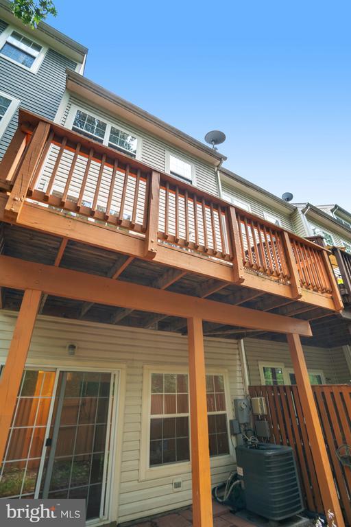Building Photo - 6490 Tayack Pl