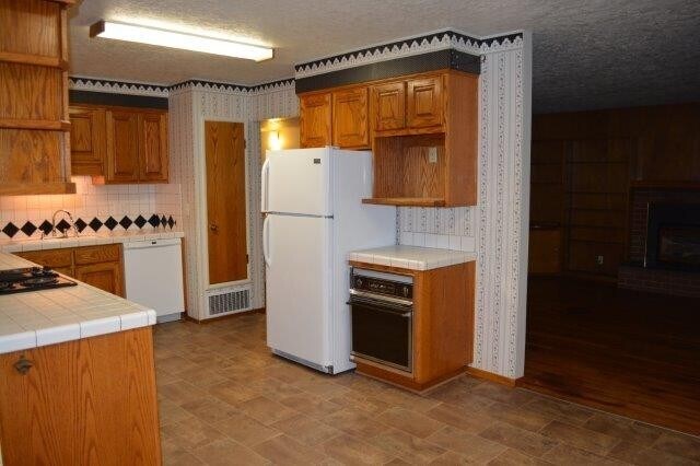 Building Photo - Myrtletown! Spacious 4 bedroom, pet friendly