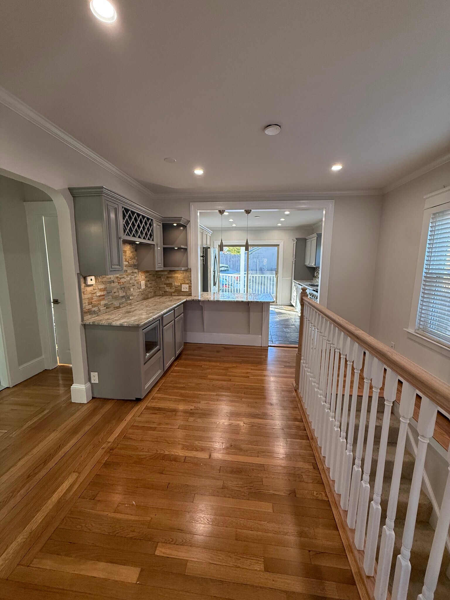 Building Photo - 34 Zella St