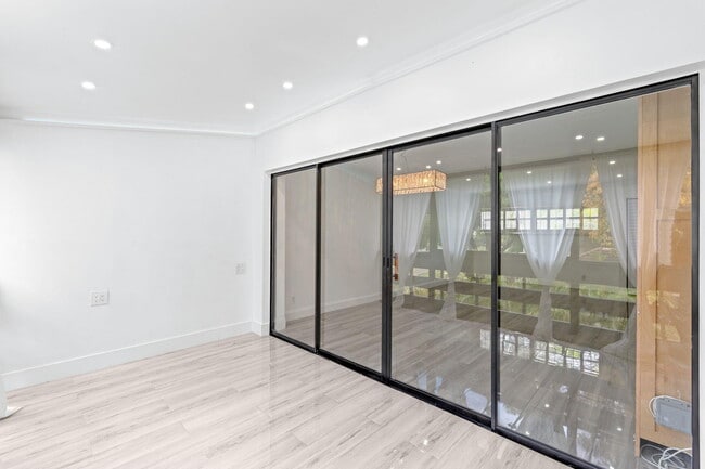 Building Photo - 149 NW 70th St