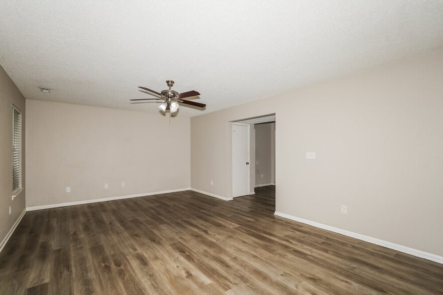 Building Photo - 4349 Village Trace Ct