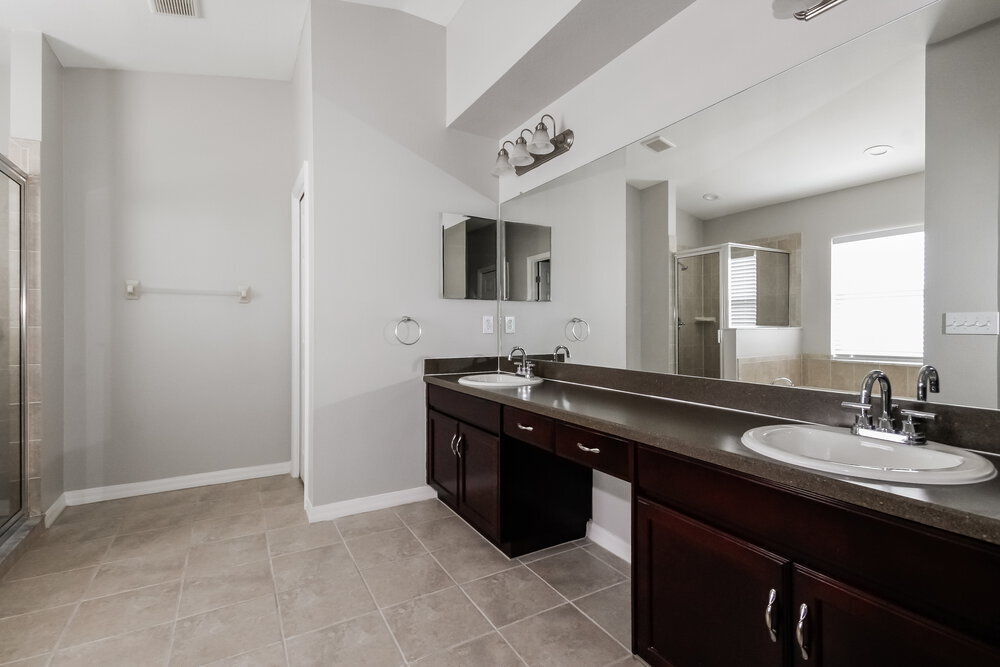 Building Photo - 423 Fern Gulley Dr