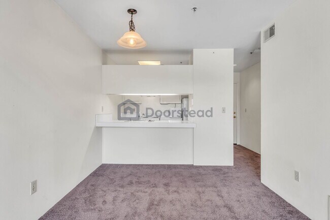 Building Photo - 1771 Broadway St