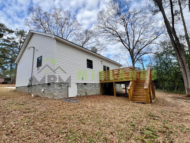 Building Photo - 1510 Noble Ave