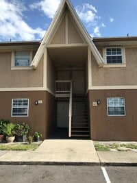 Building Photo - 207 Bristol Ln