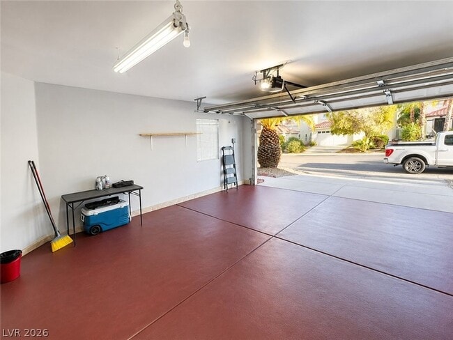 Building Photo - 9706 Powell Plateau Ct