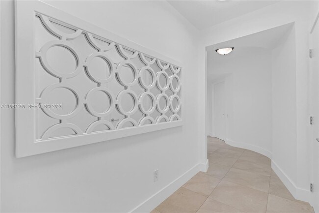 Building Photo - 1500 Ocean Dr