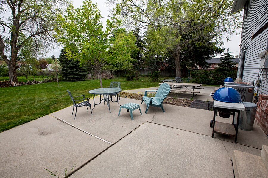 Building Photo - 3298 E Fort Union Blvd