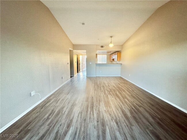 Building Photo - 833 Aspen Peak Loop