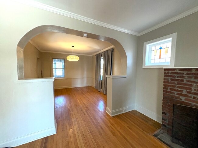 Building Photo - 7569 Dale Ave