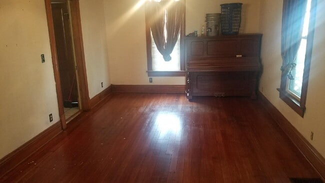 Dining Room - 1721 7th St