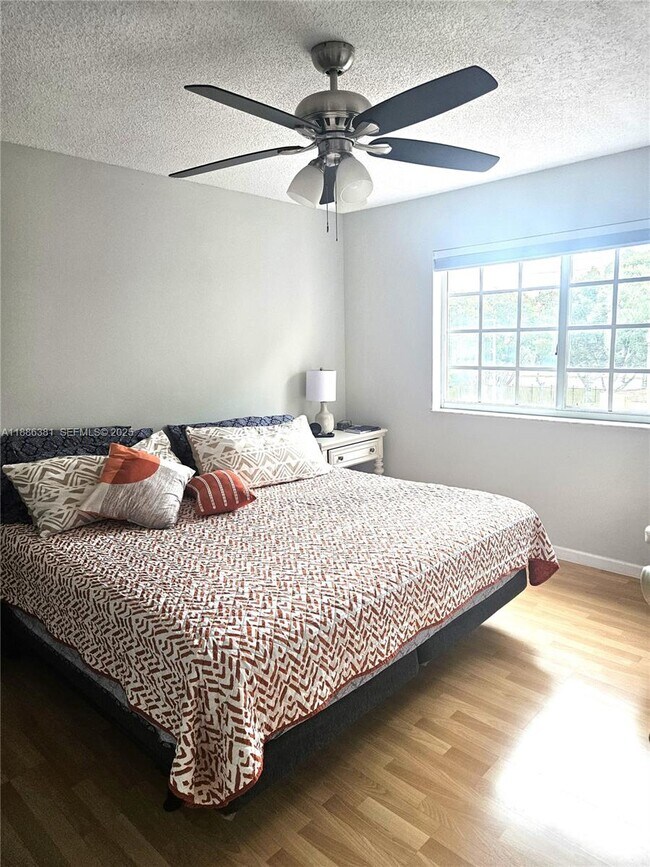 Building Photo - 2113 Renaissance Blvd