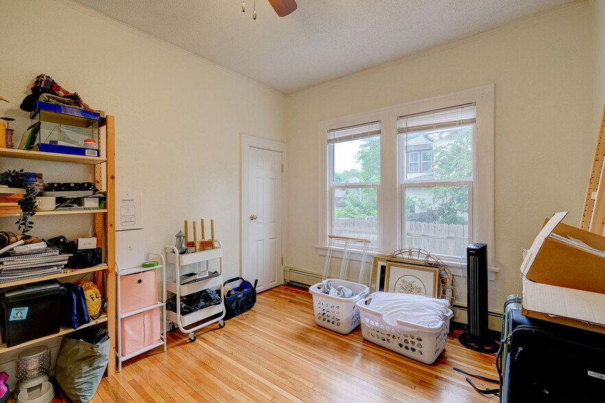 Building Photo - 832 Dayton Ave