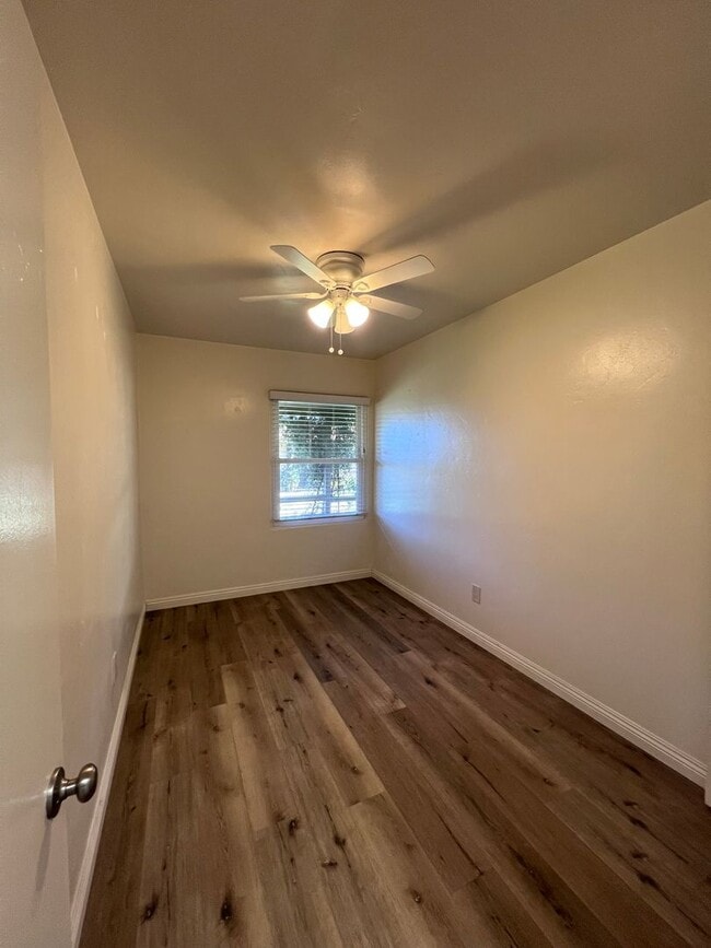 Building Photo - 2166 Felspar St